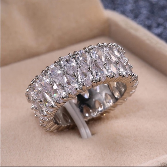 ETERNITY DIAMOND 925 STERLING SILVER RING - Picture 7 of 8